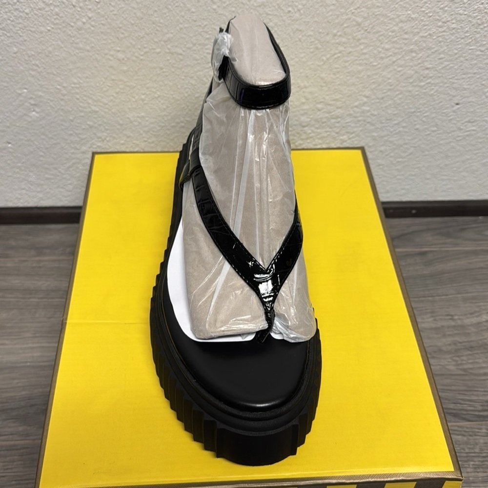 CIRCUS NY Women's Elana Platform Sandals** - Picture 4 of 7